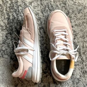 Adidas Women’s Size 7 Orhtolite Sneakers